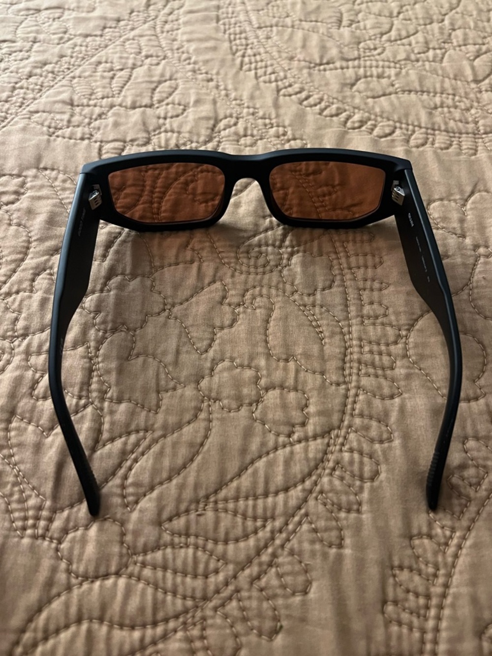 Quay Good Time Sunglasses NWOT - Picture 3 of 12